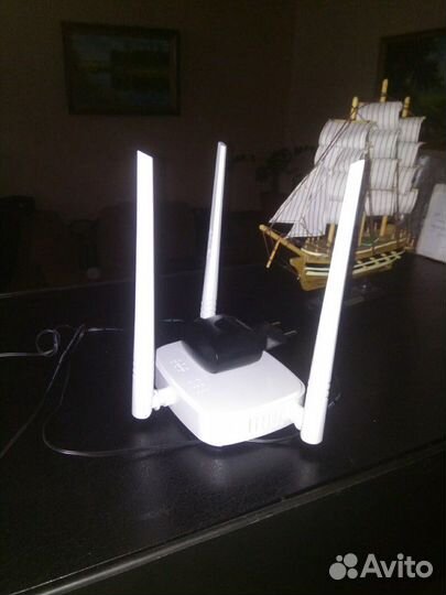 Роутер мощный универсальный ко всем операторам 4G