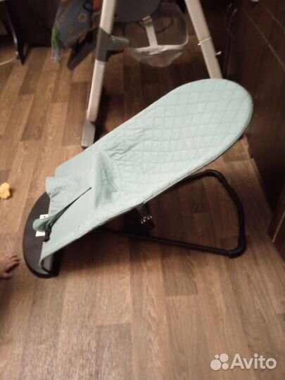 Шезлонг детский