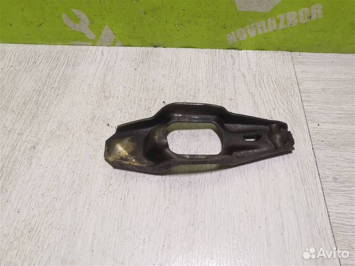 Вилка сцепления Ауди 80 90 Б3