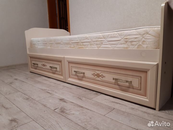 Кровать детский гарнитур