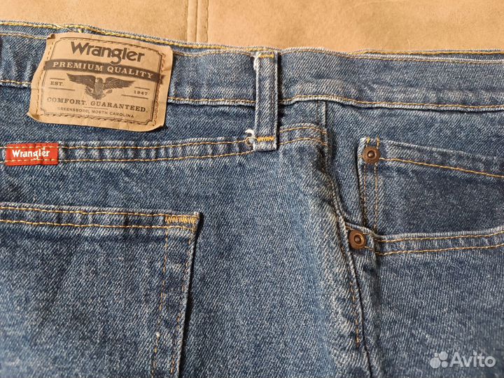 Шорты джинсовые новые Wrangler W44