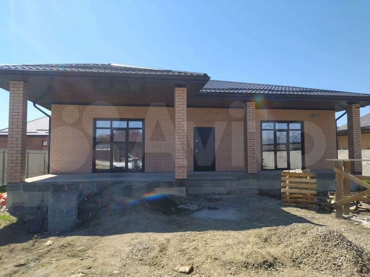 Дом 186 м² на участке 7,3 сот.