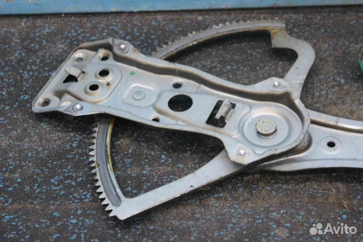 Стеклоподъемник Mercedes-Benz M-Class (Мерседес М