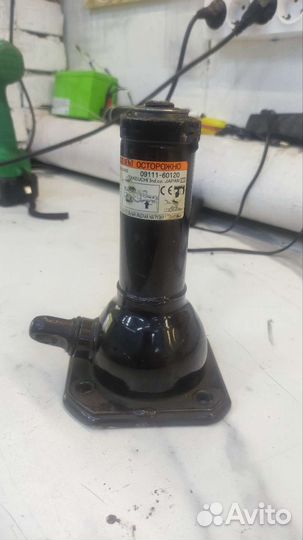 Домкрат land cruiser 200