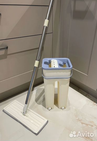 Швабра с ведром и отжимом новая