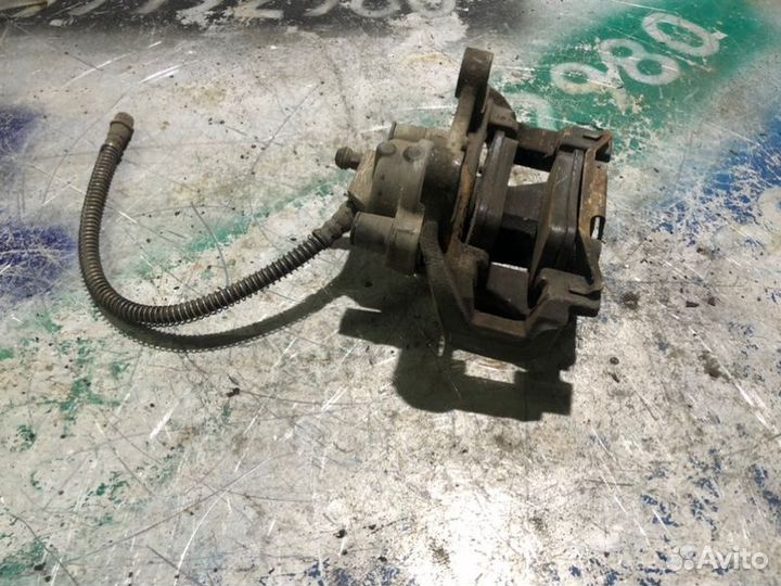 Суппорт задний левый Mercedes S-Class W221