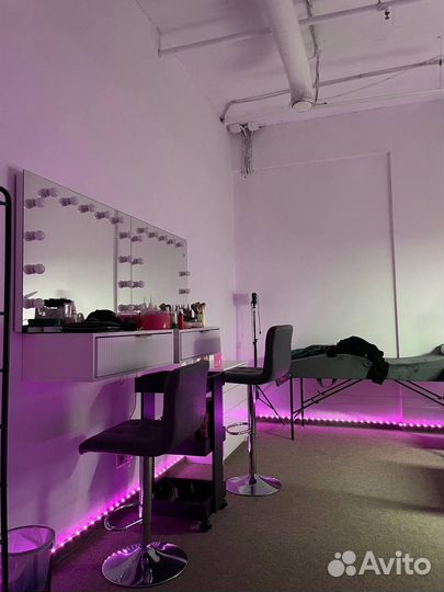 Гримерное зеркало с лампочками 70*90