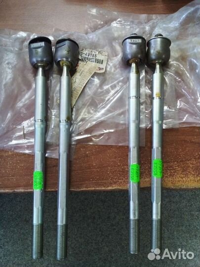 Тяги рулевые оригинал Toyota RAV4