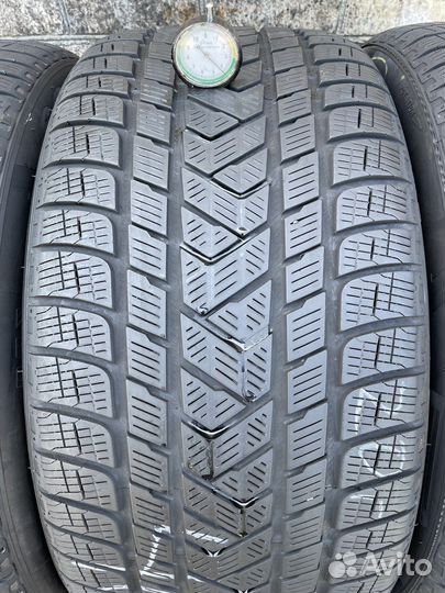 Pirelli Scorpion Winter 295/40 R20