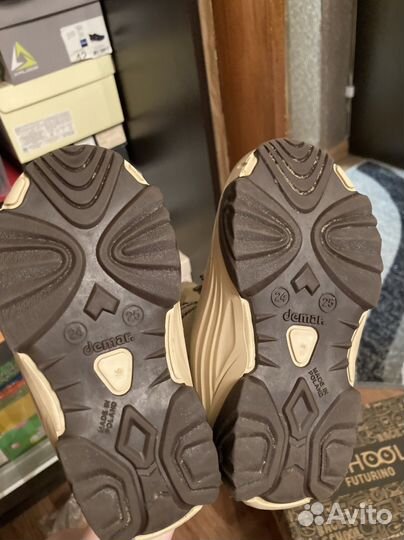 Продам детские дутики