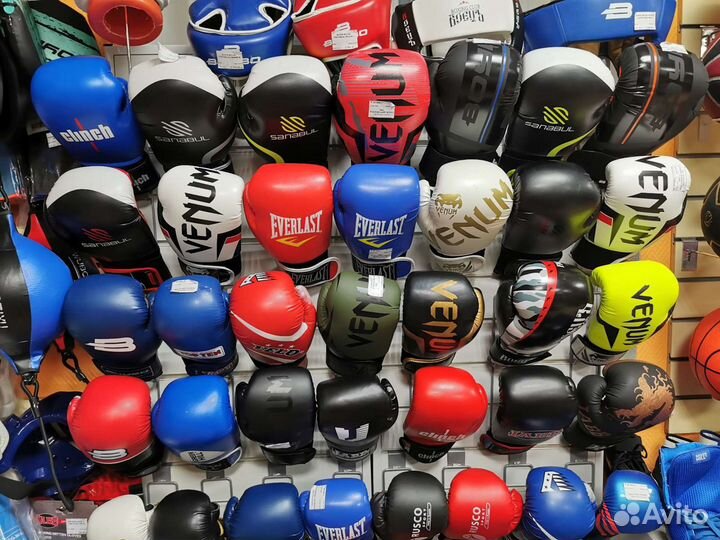 Боксерские перчатки
