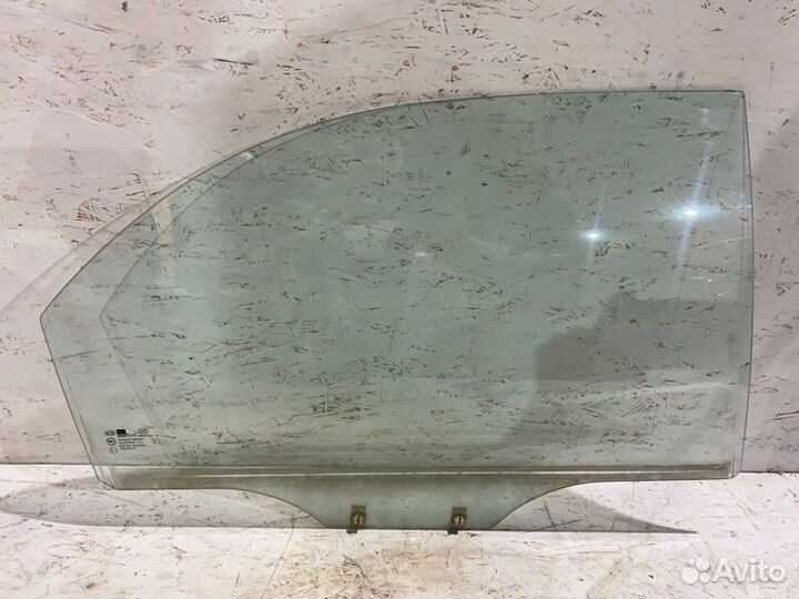 Стекло двери заднее правое Kia Spectra седан S6D