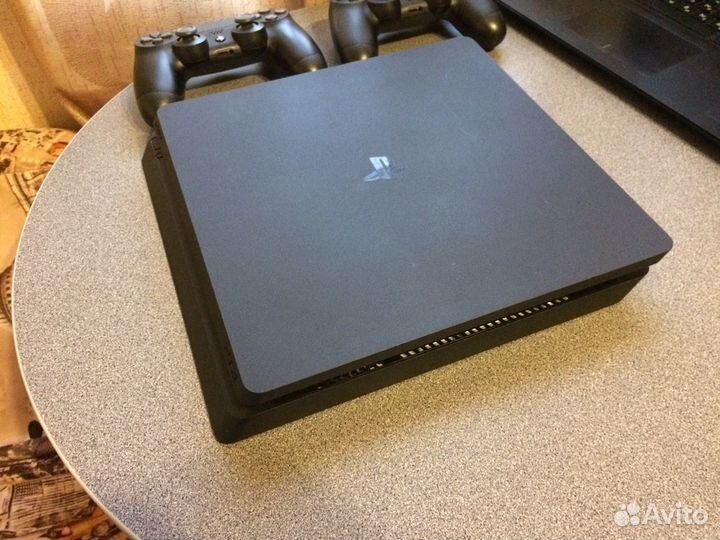 Sony PS4 slim 2 джойстика Gta 5