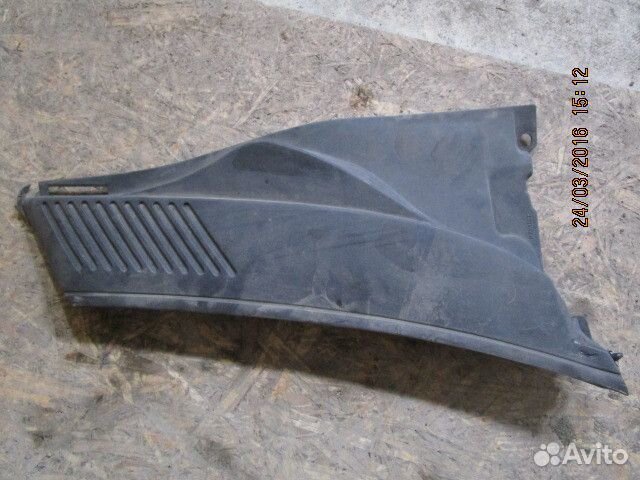 Жабо Renault Clio II/Symbol 1998-2008 (7700410609