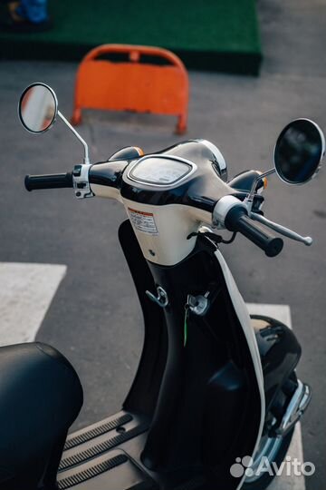 Скутер Suzuki Verde 50cc