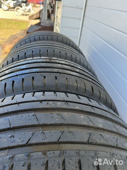 Nokian Tyres Hakka Black 2 SUV 265/45 R21 104Y