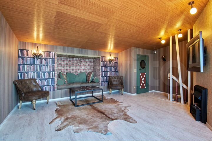 Дом 300 м² на участке 2 сот.