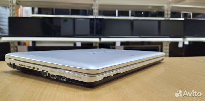 Sony 71211V/i5 M460/6GB/AMD 5000/500GB/15.6