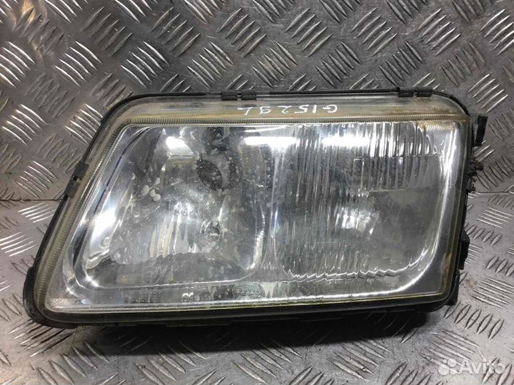 Фара левая Audi A3 96303500li AGN
