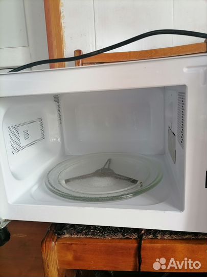 Микроволновая печь Midea