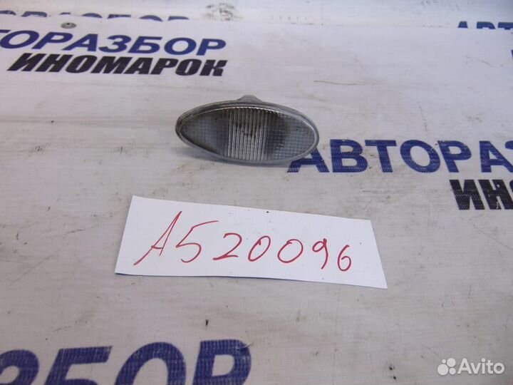 Повторитель на крыло для Mitsubishi Lancer Cedia