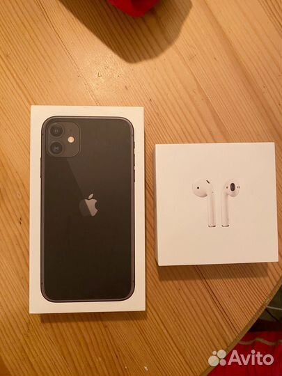 Коробки от iPhone и airpods