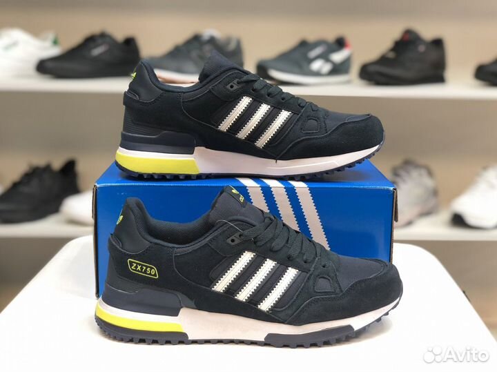 Кроссовки Adidas zx750