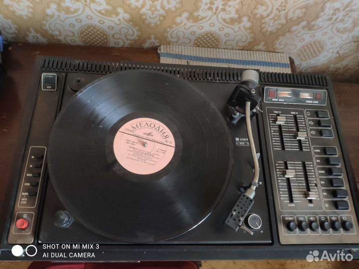 Стерео электро- проигрыватель