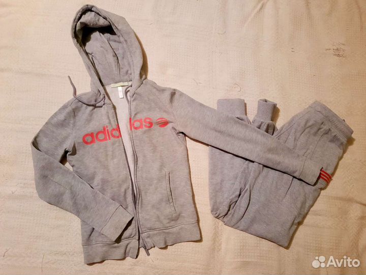 Спортивный костюм Адидас р.42