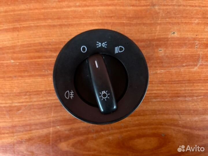 Переключатель света Skoda Octavia A5 ccsa 2008