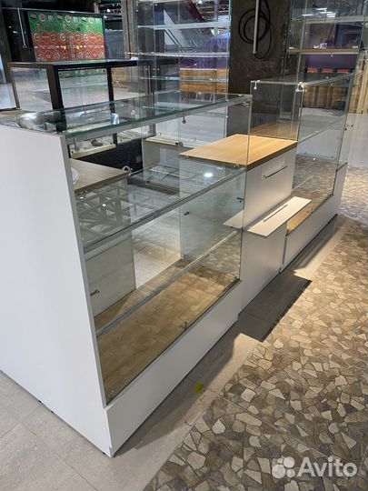 Торговые островки, Торговая мебель в ТЦ