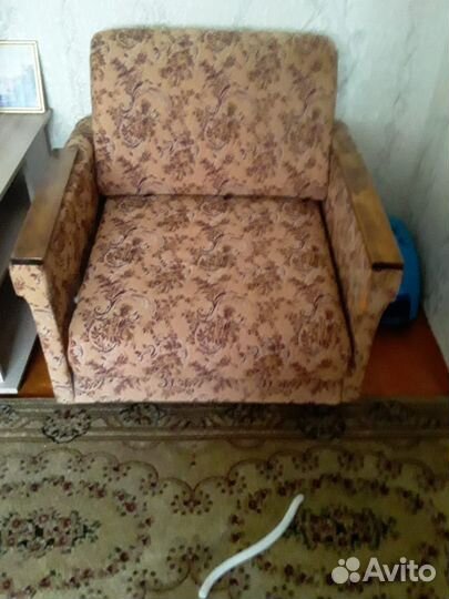Продаю кресла