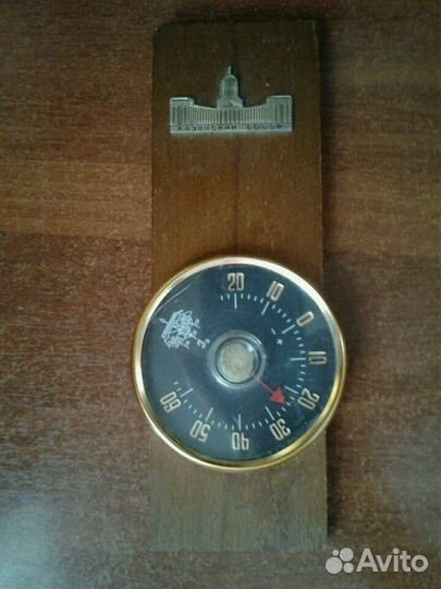 Советский настенный термометр