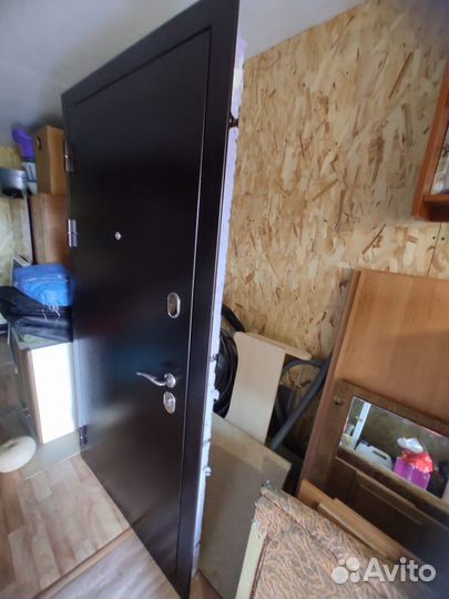 Дверь входная металлическая