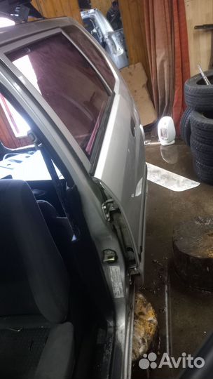 Сидений Mitsubishi Spare Стар