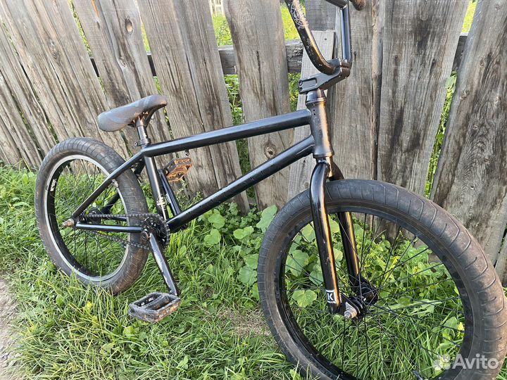 BMX kink launch 2021 black
