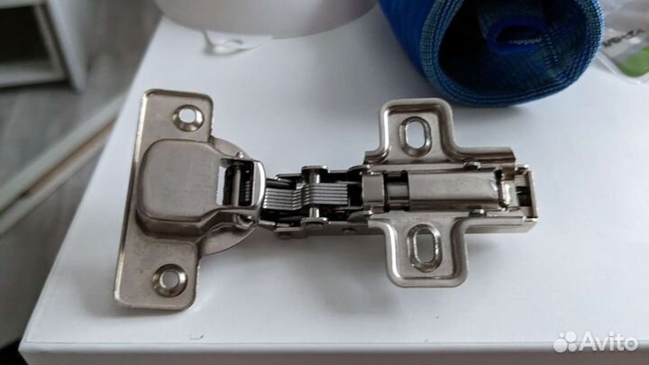 Петли Леруа с доводчиком