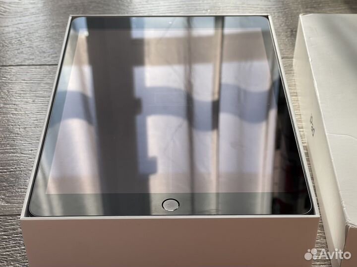 iPad 7 поколения 2019 32GB Wi-Fi нерабочий