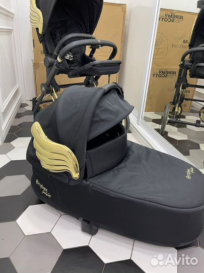 Cybex Priam III, Wings by Jeremy Scott (2-в-1)