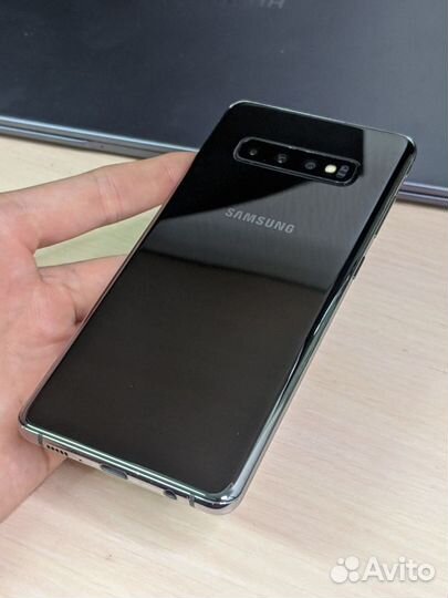 Samsung Galaxy S10+ Ceramic, 8/128 ГБ