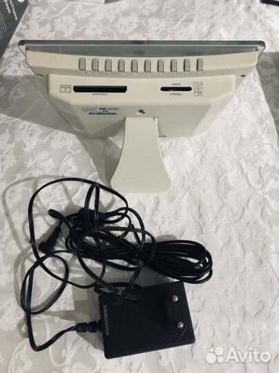 Цифровая фоторамка с MP3 player