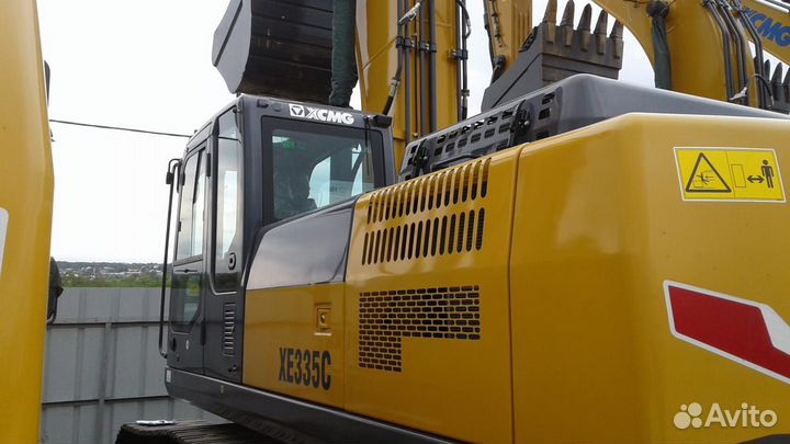 Гусеничный экскаватор XCMG XE335C, 2024