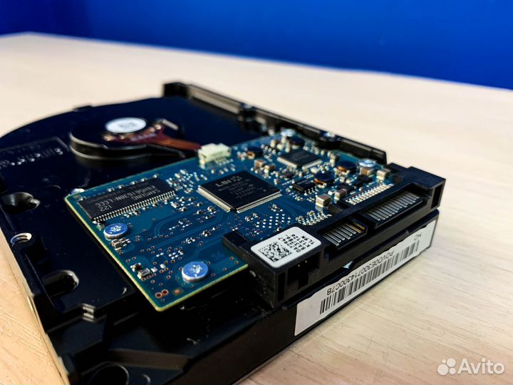 Жесткий диск Hitachi 1Tb HDS721010CLA332 50711ч