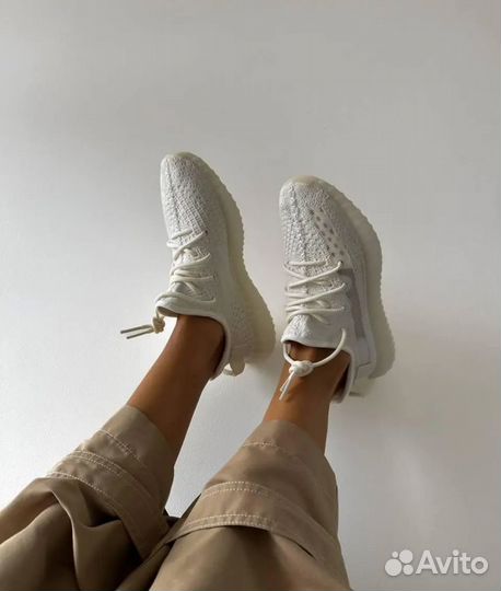 Кроссовки Adidas Yeezy Boost 350 V2 (White)