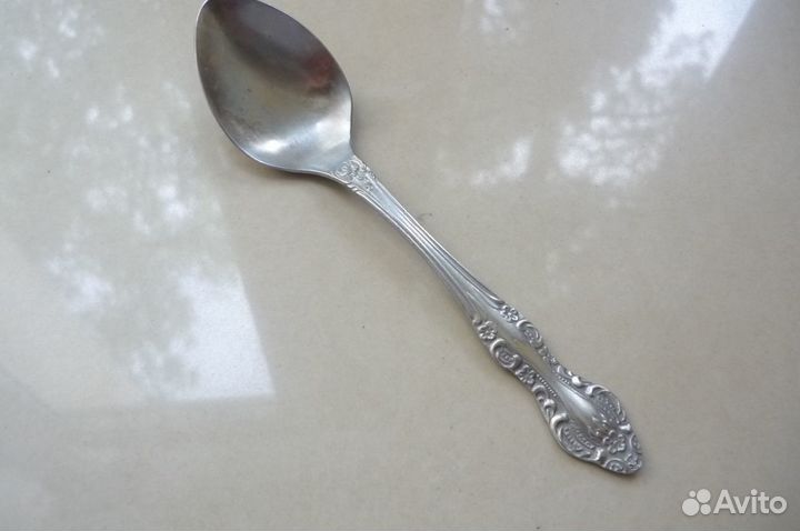 Старинные пробки,подкова,ложка,щипцы,ватерпас