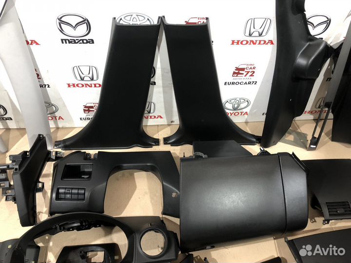 Пластик салона Mazda Axela BK 2002-2008