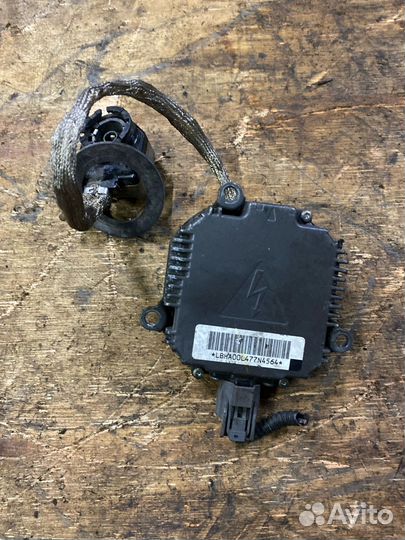 Блок ксенона Honda Accord 7