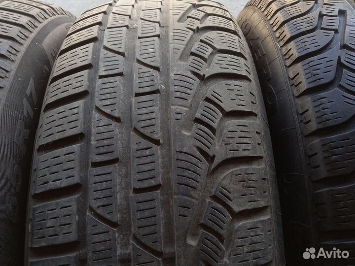 Pirelli Winter Sottozero 210 Serie II 205/65 R17