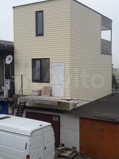 Гараж, > 30 м²