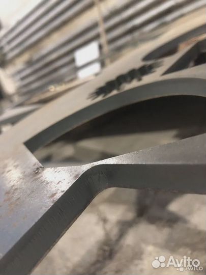 Лазерная резка листового металла